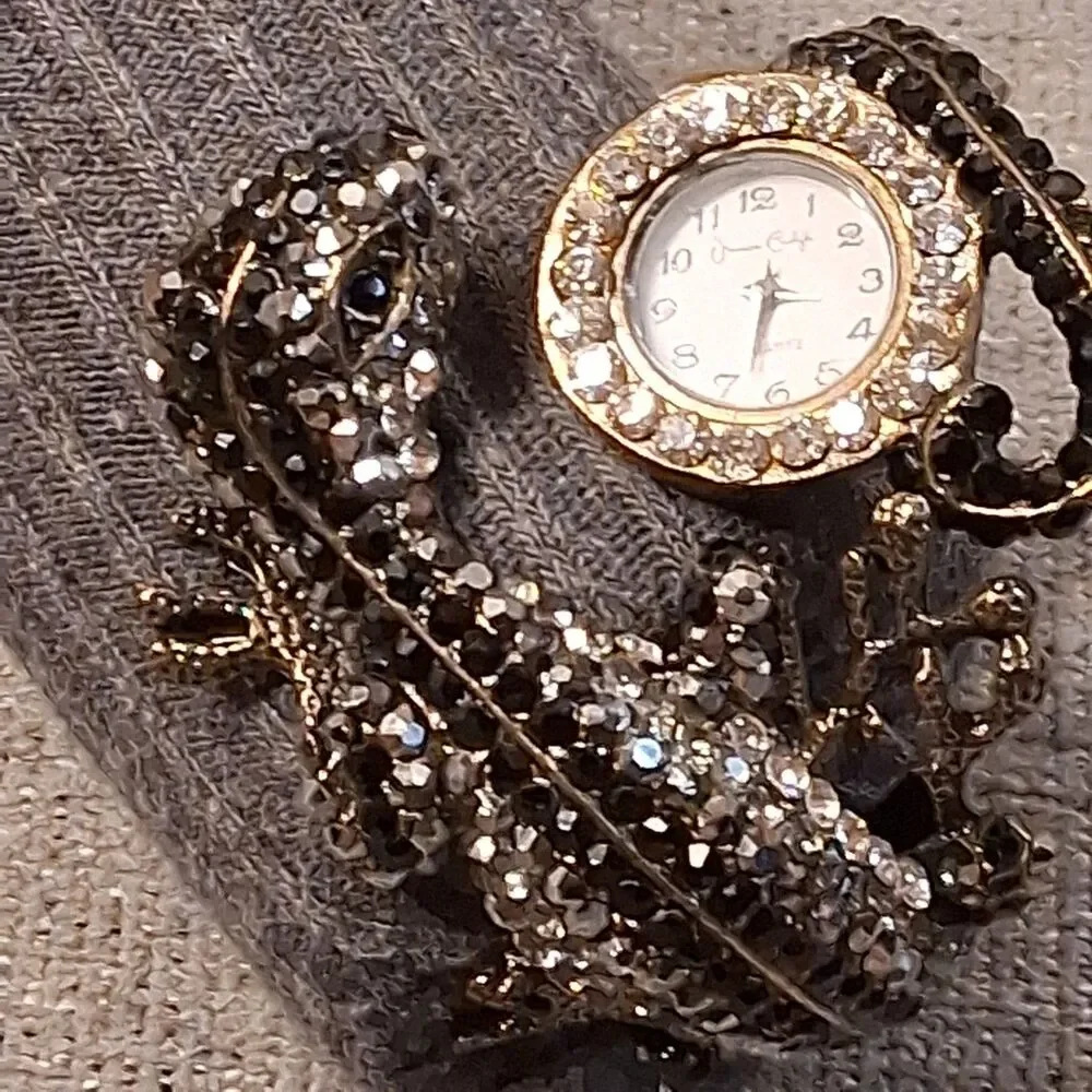 Jessica Carlyle Vintage Style Lizard Bangle Cuff Watch Rhinestone Gold Tone